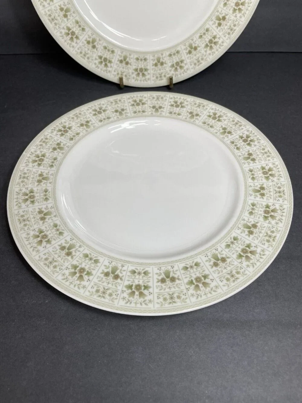 Royal Doulton elevate your